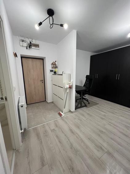 Apartament cu 2 camere semidecomandat în Cățelu