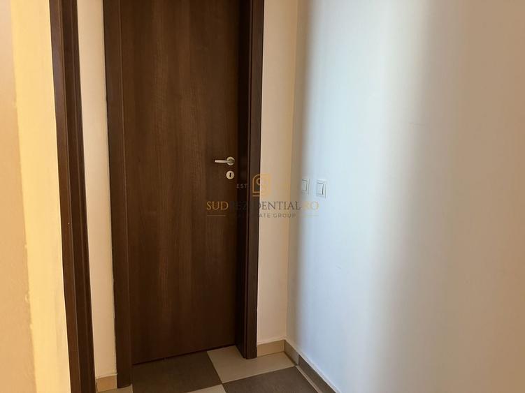 Apartament cu 3 camere decomandat, mobilat în Berceni