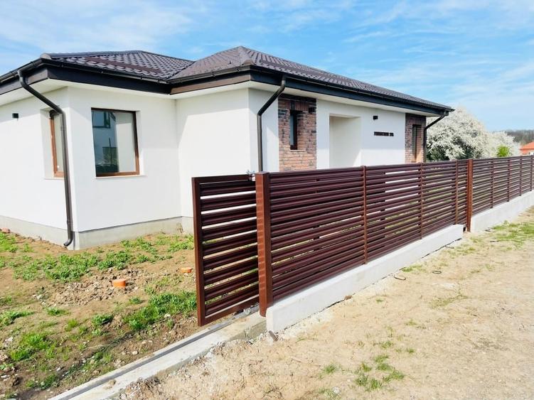 Casă individuală cu 4 camere cu Teren 500 Mp în Corbeanca