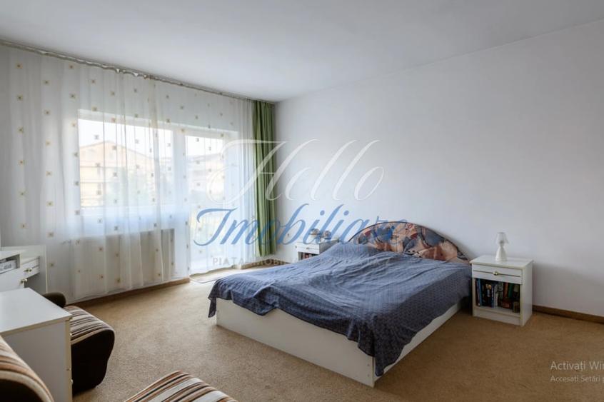 Duplex cu 5 camere cu Canalizare în Florești
