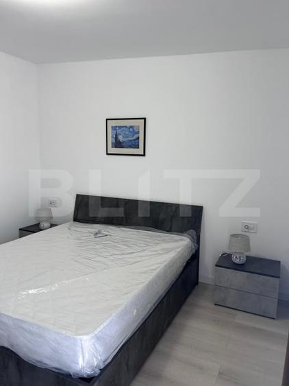 Apartament cu 2 camere semidecomandat, mobilat în Centura