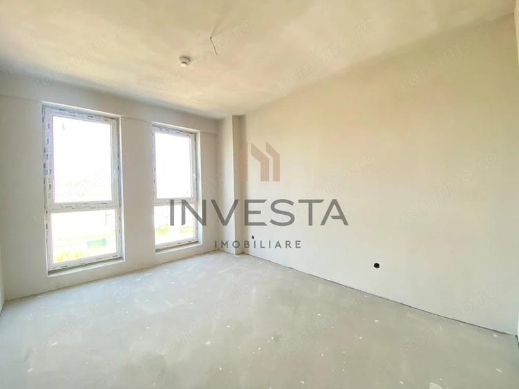 Apartament cu 3 camere semidecomandat în Someșeni