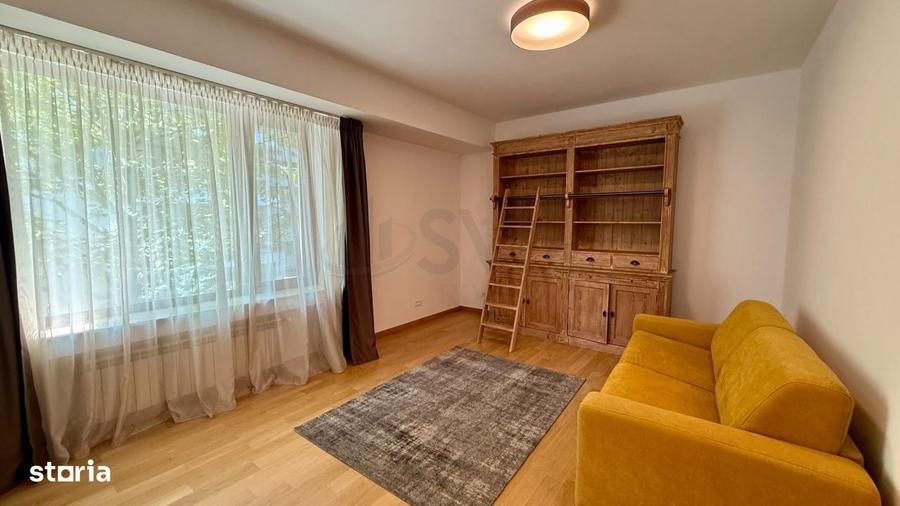 Apartament cu 3 camere în Aviatorilor