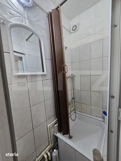 Garsonieră decomandată în Central