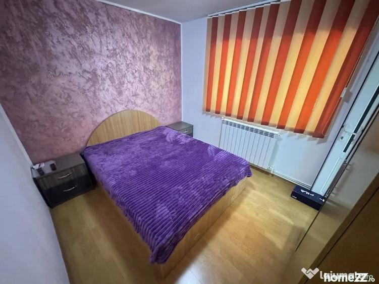 Apartament cu 4 camere decomandat în CET