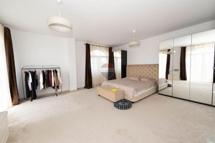 Apartament cu 3 camere decomandat, mobilat în Grivița