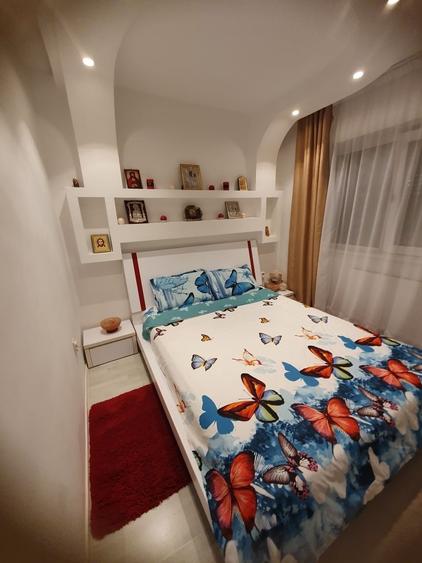 Apartament cu 2 camere decomandat în Școlilor
