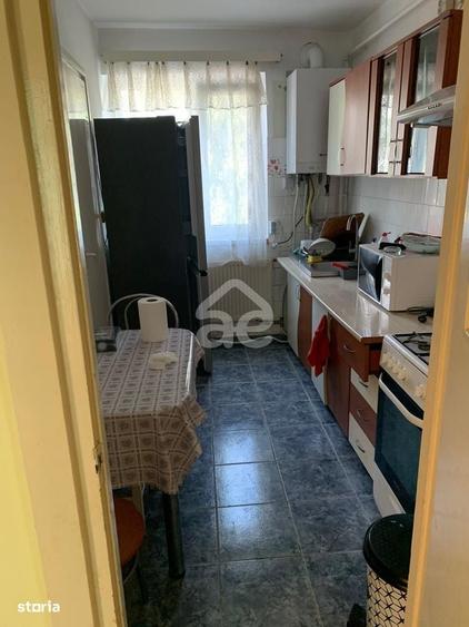 Apartament cu 4 camere decomandat în Central