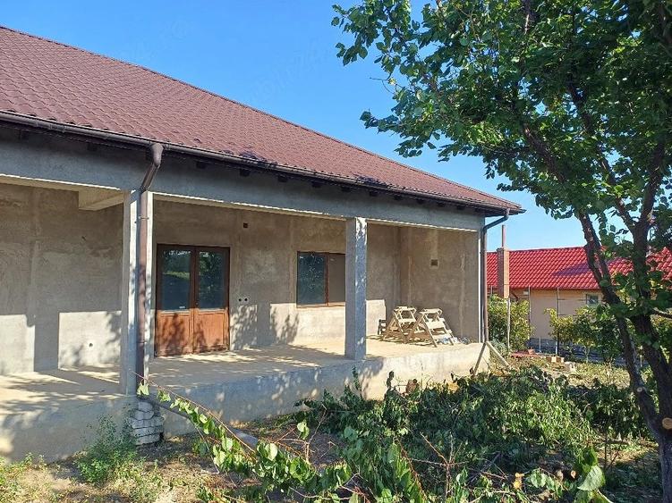 Casă cu Teren 849 Mp în Nalbant