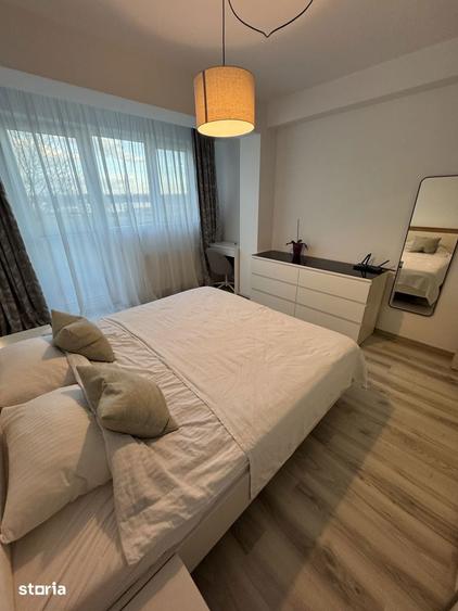 Apartament cu 3 camere în Est