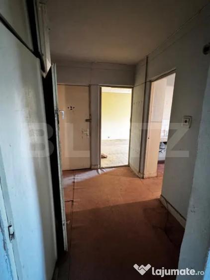 Apartament cu 3 camere decomandat în Central