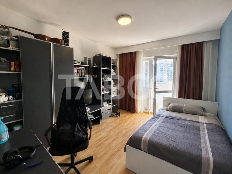 Apartament cu 3 camere decomandat, mobilat în Mănăștur