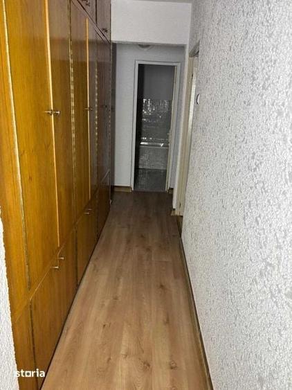 Apartament cu 3 camere în Obcini