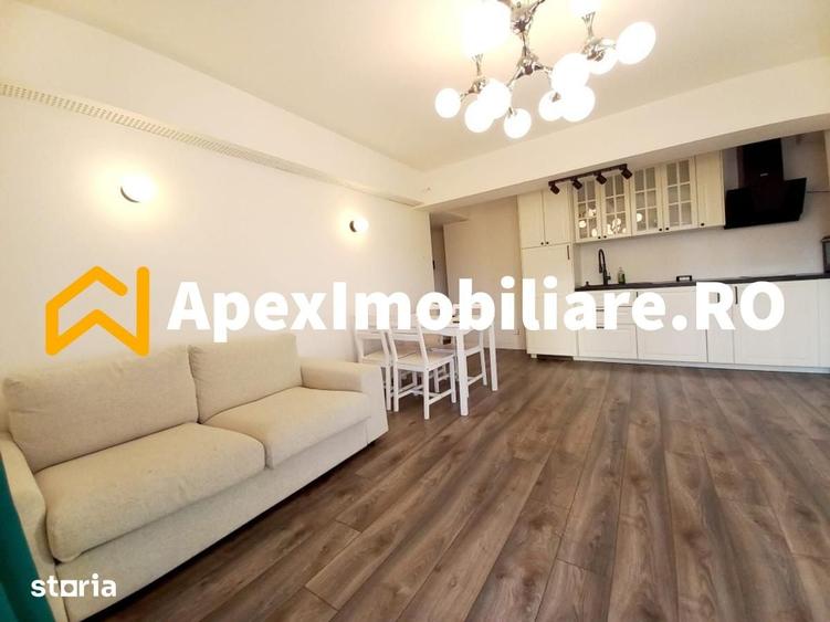Apartament cu 3 camere semidecomandat în Dămăroaia