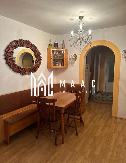 Apartament cu 3 camere decomandat, mobilat în Vasile Aaron