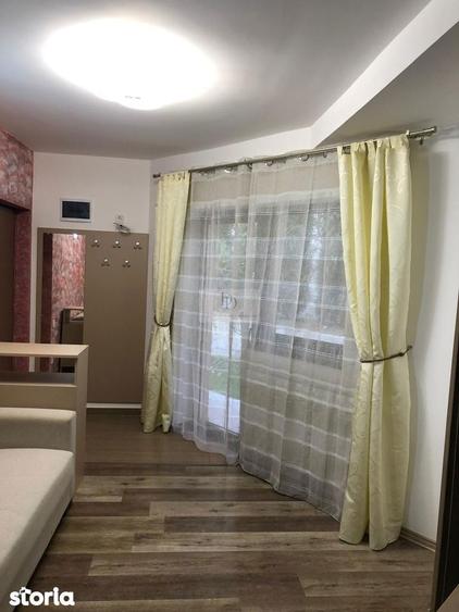 Apartament cu 3 camere, mobilat în Becaș