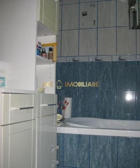 Apartament cu 3 camere semidecomandat, mobilat în Brâncoveanu