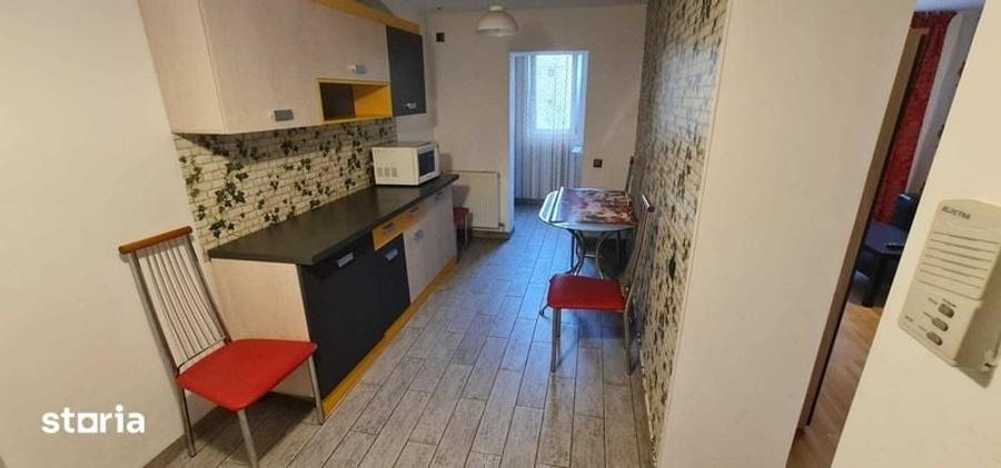Apartament cu 3 camere în Central