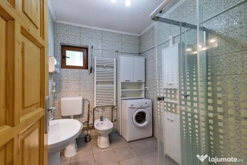 Casă cu 3 camere cu Teren 6290 Mp în Corbi