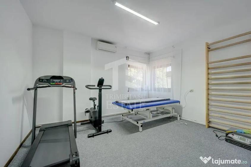Casă cu 7 camere cu Teren 185 Mp în Central