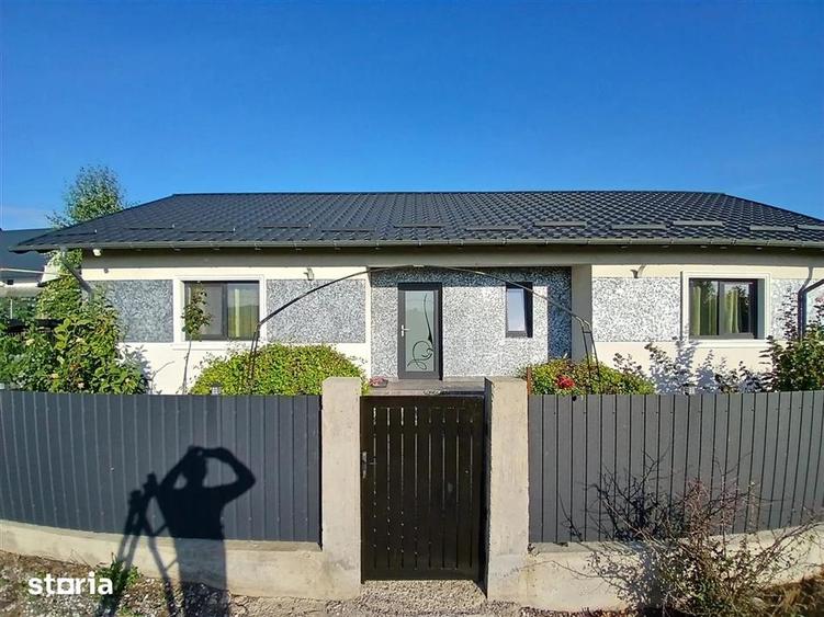 Casă individuală cu 4 camere cu Teren 600 Mp în Breazu