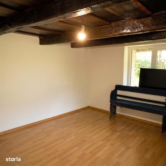 Casă cu 2 camere în Sânnicoară