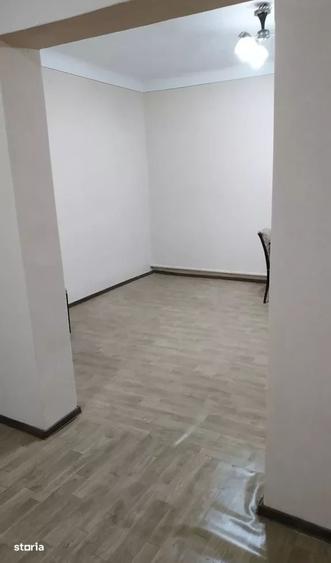 Apartament cu 3 camere decomandat în 1 Decembrie 1918