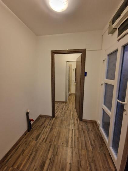 Birou, de 20 mp, în Giroc