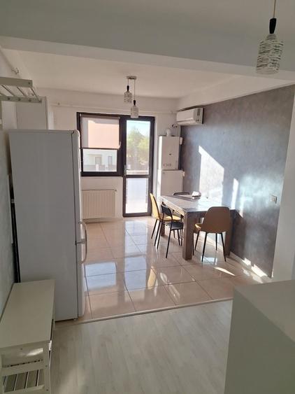 Apartament cu 2 camere decomandat în Cârcea