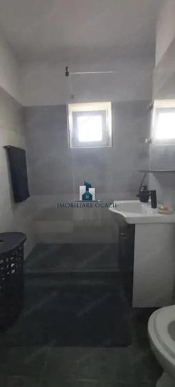 Apartament cu 3 camere decomandat, mobilat în Berceni