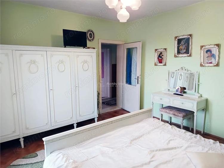 Casă cu 2 camere cu Piscina în Central