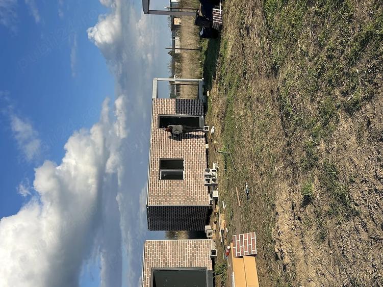 Teren de 590 mp, în Corbu