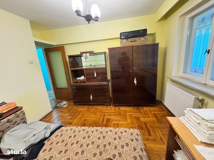 Apartament cu 3 camere decomandat în Ultracentral