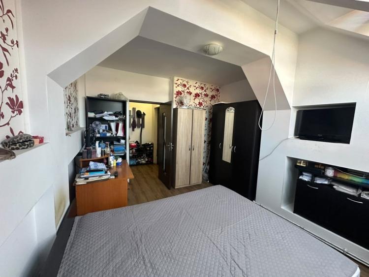 Apartament cu 3 camere decomandat în Ultracentral