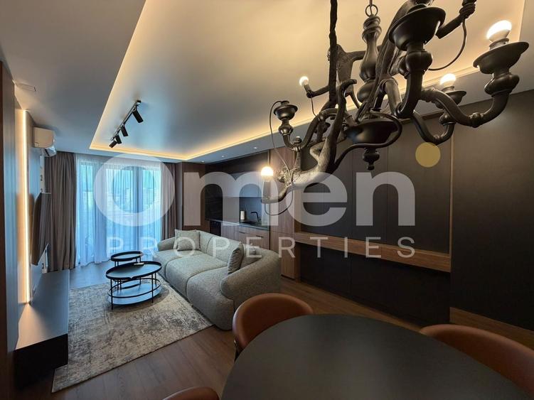 Apartament cu 3 camere semidecomandat, mobilat în Ultracentral