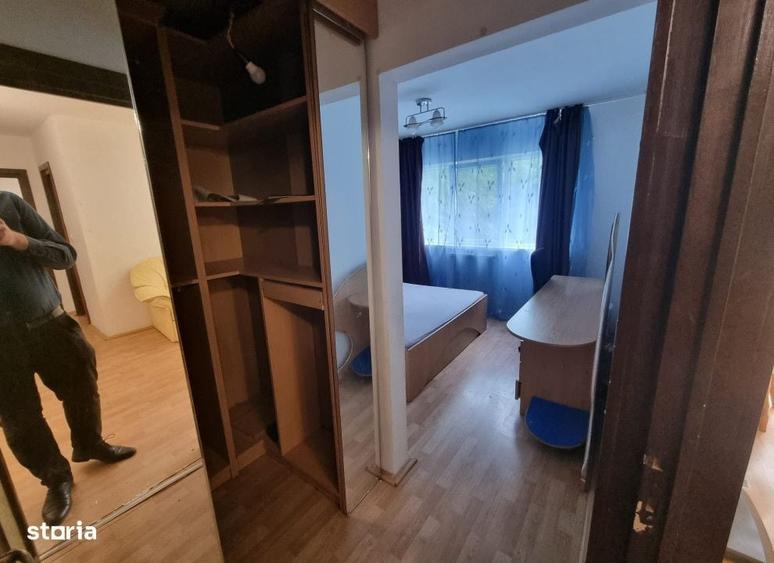 Apartament cu 4 camere decomandat în Tătărași