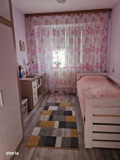 Apartament cu 3 camere decomandat în Plantelor