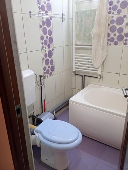 Apartament cu 2 camere decomandat în 9 Mai