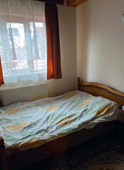 Duplex cu 10 camere cu Teren 400 Mp în Bușteni