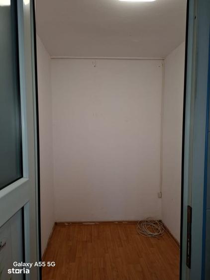 Spațiu comercial, de 16 mp, în Centrul Civic