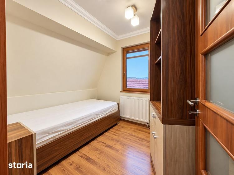 Apartament cu 4 camere în Orașul Nou