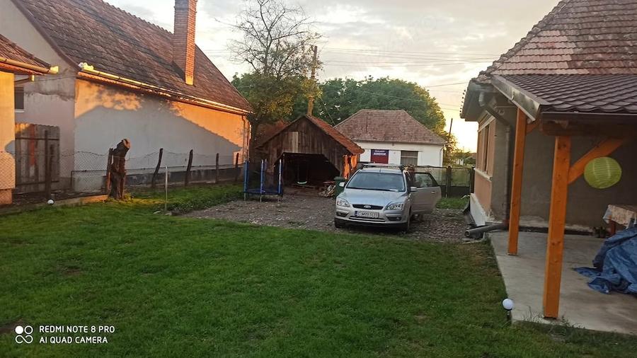 Casă cu 3 camere cu Teren 1200 Mp în Orosia