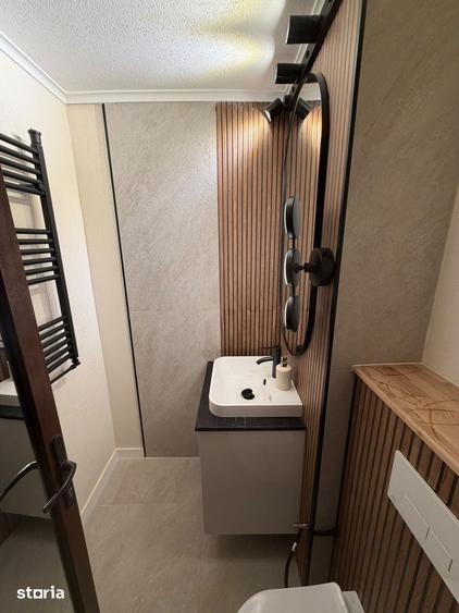 Apartament cu 3 camere decomandat, mobilat în Cantacuzino