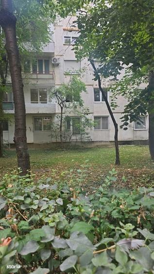Apartament cu 3 camere semidecomandat în Carpați 1