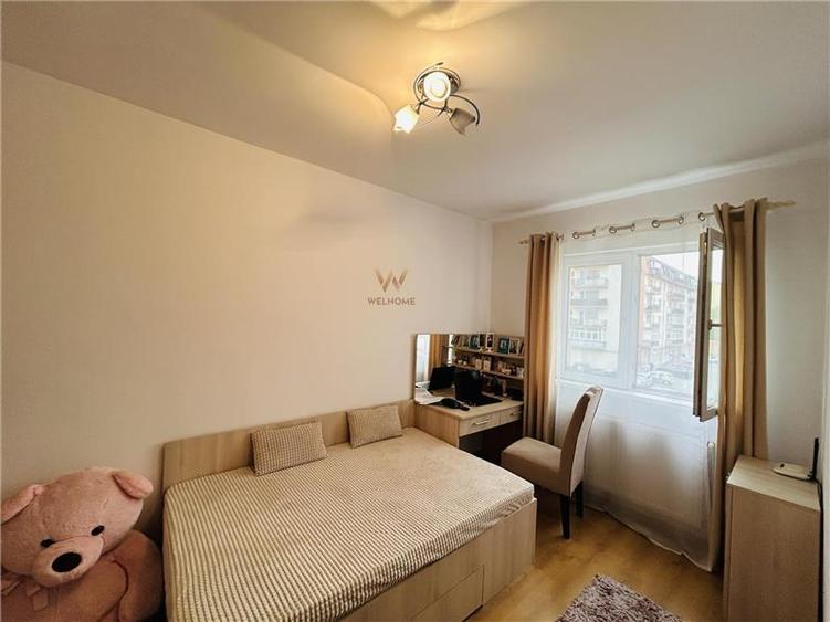 Apartament cu 3 camere semidecomandat în Hipodrom 1