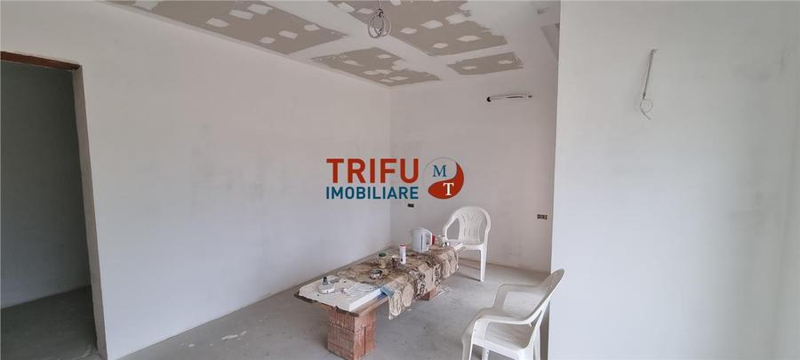 Casă individuală cu 6 camere cu Canalizare în Ciugud