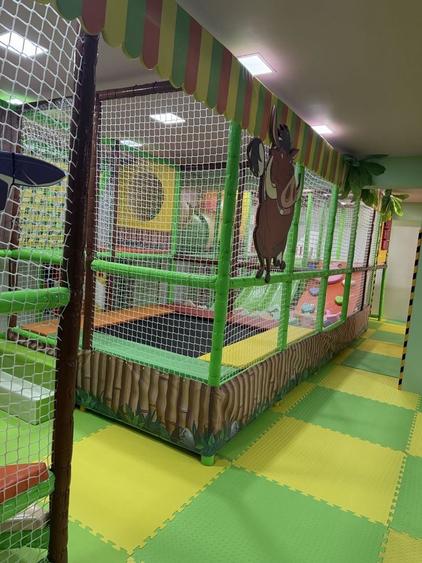 Spațiu comercial, de 250 mp, în Fundeni