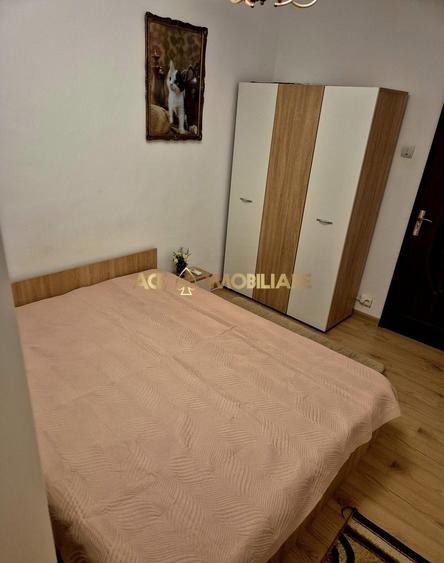 Apartament cu 3 camere semidecomandat, mobilat în Gorjului