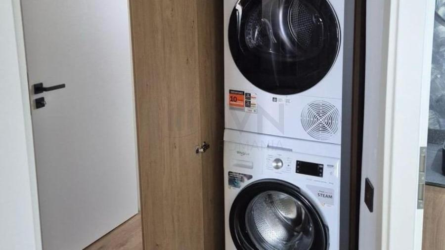 Apartament cu 3 camere semidecomandat, mobilat în Obor