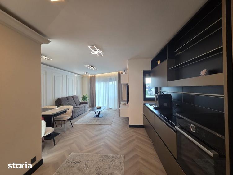 Apartament cu 3 camere în Mărășești